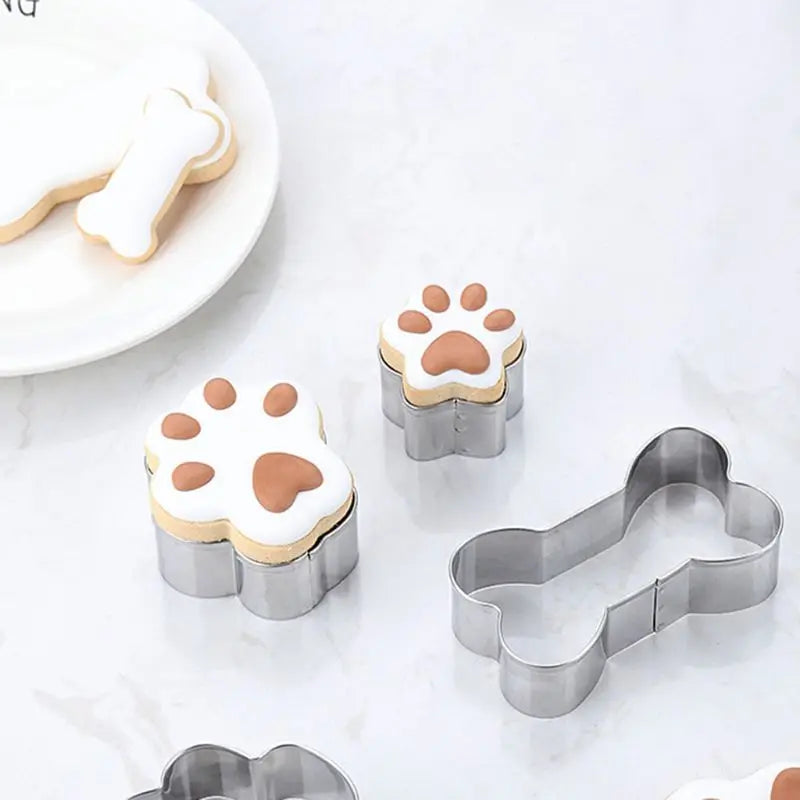 Dog Bone Cookie Cutter Mould Stainless Steel Dog Paw Dog Footprint Biscuit Mold Fondant Pastry Decor Baking Tools